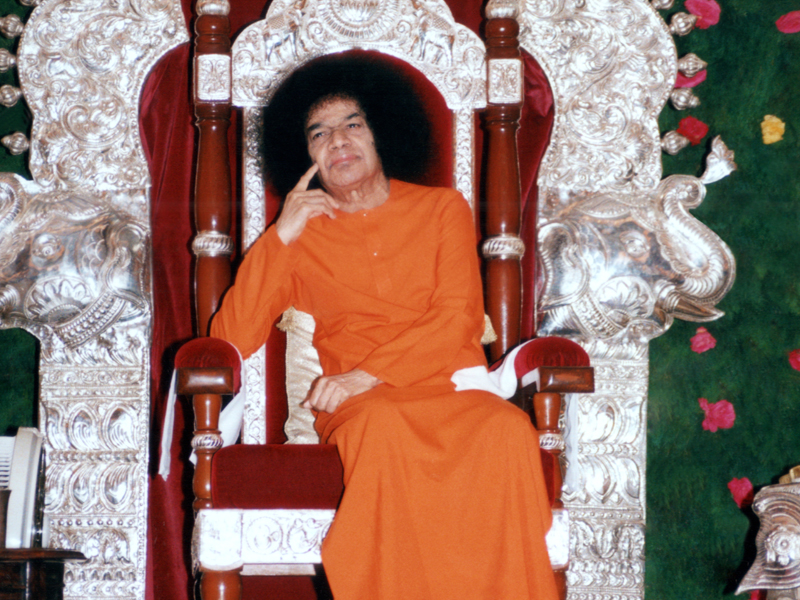 Prof. Anil Kumar: Swami! Scriptures declare that God is omnipresent; God is everywhere. Kindly explain this aspect of Divinity? How are we to understand this?