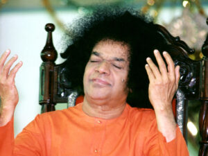 தேன் பாகும் திகட்டிவிடும்