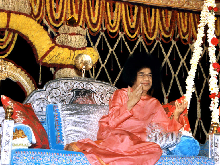 06 HARI HARI HARI HARI SMARAN KARO Sai Sundaram