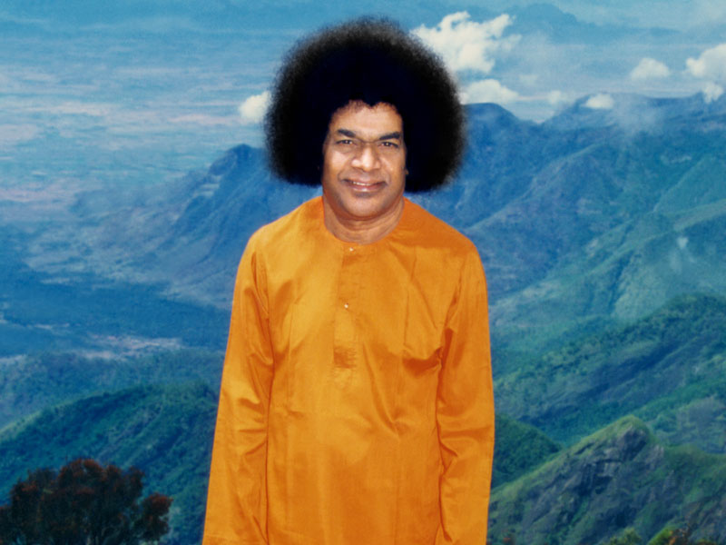 Prof. Anil Kumar: Swami! We hear the words, rajaniti and rajakiyam. Are these, in fact, one and the same? How should we name what we see around us?