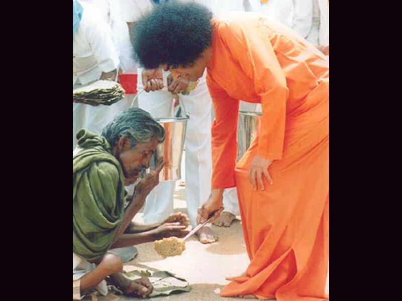 மக்கள்சேவையே  மகேசன்சேவை..!